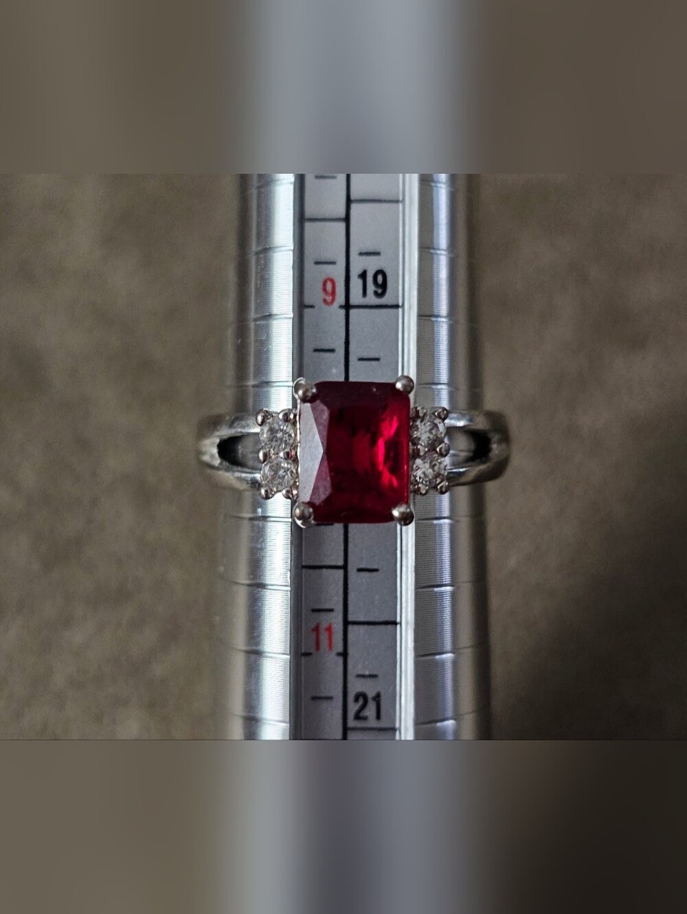 Sterling Silver Red & White CZ Ring  Size:10